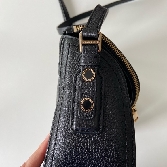 Marc Jacobs The Groove Mini Messenger Bag - Picture 3 of 12